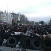 Anti-Maidan protesters gather in front of the occupied Donetsk Oblast regional administration building, April 2014